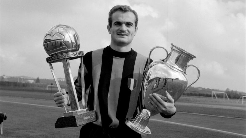 Sandro Mazzola cầu thủ có sức ảnh hướng lớn đến nền bóng đá Ý